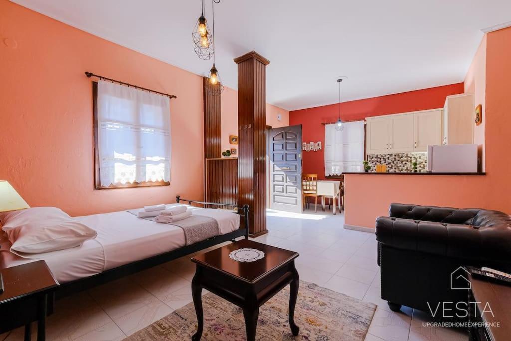 Apartment Blooming Yard Apartment, Vesta Philoxenia Thessaloniki